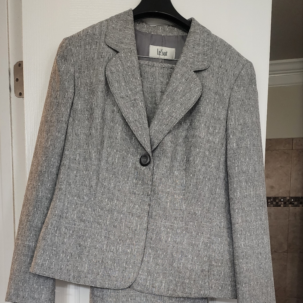 Suit